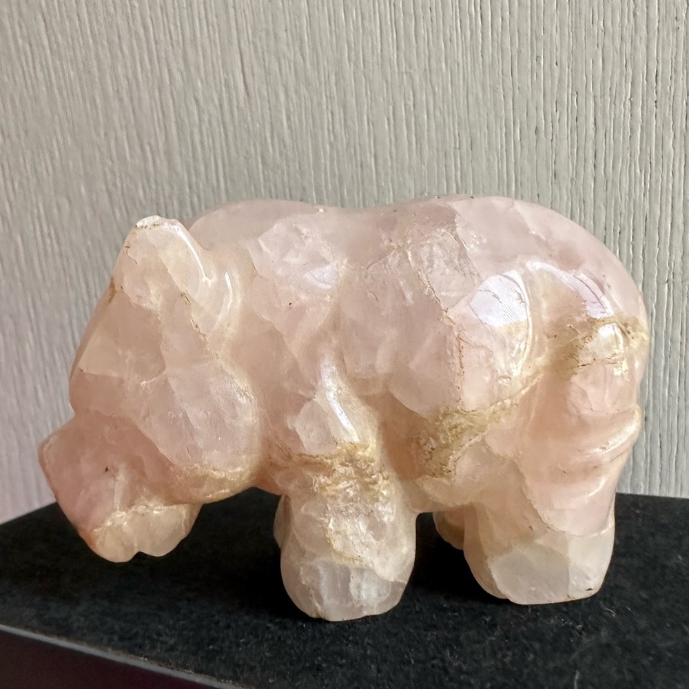 Rose Quartz Rhino 🦏🩷 Carved Crystal